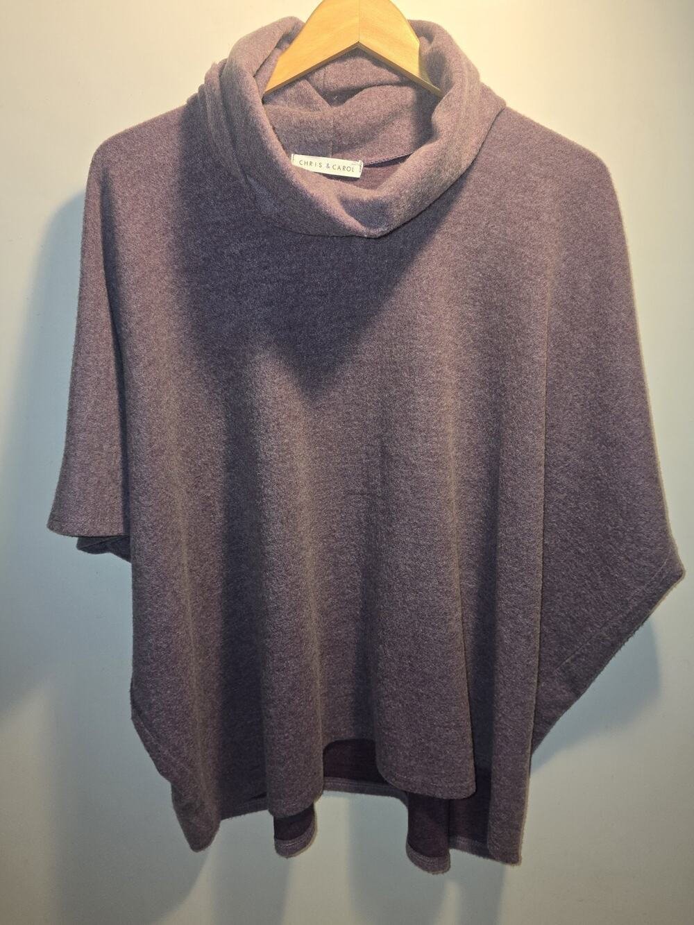 Chris & Carol Vintage Medium Weight Poncho Sz S fuzzy cozy warm boxy layer prep